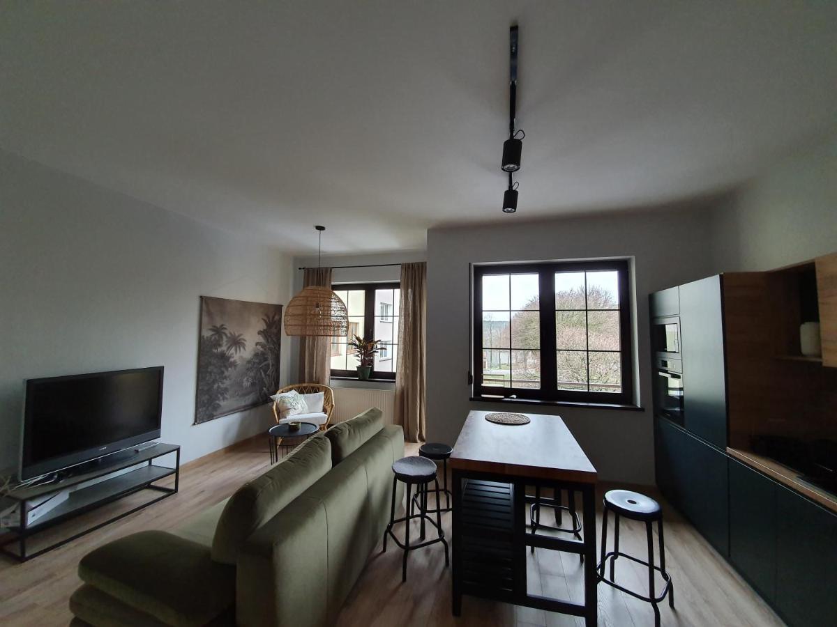 Apartament Ovoc Chodzież Eksteriør billede