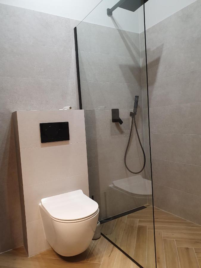 Apartament Ovoc Chodzież Eksteriør billede